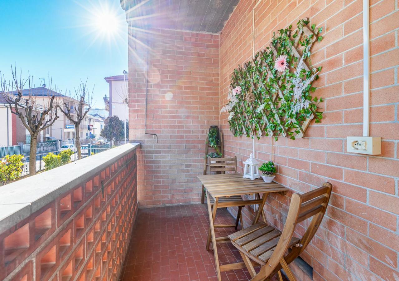 Garden House - Con Terrazzo Apartment Grugliasco Luaran gambar